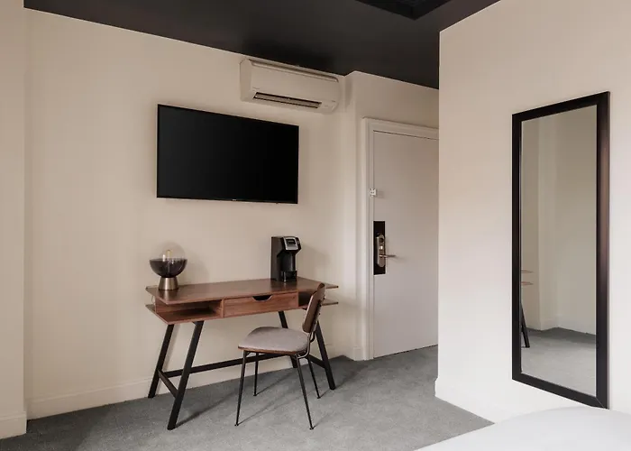Dupont Circle Embassy Inn By Found Washington